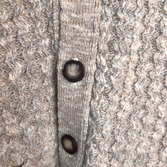 Vintage Tundra 100% Virgin Wool Knit Shawl Collar Cardigan Button Up Sweater L - Picture 5 of 6